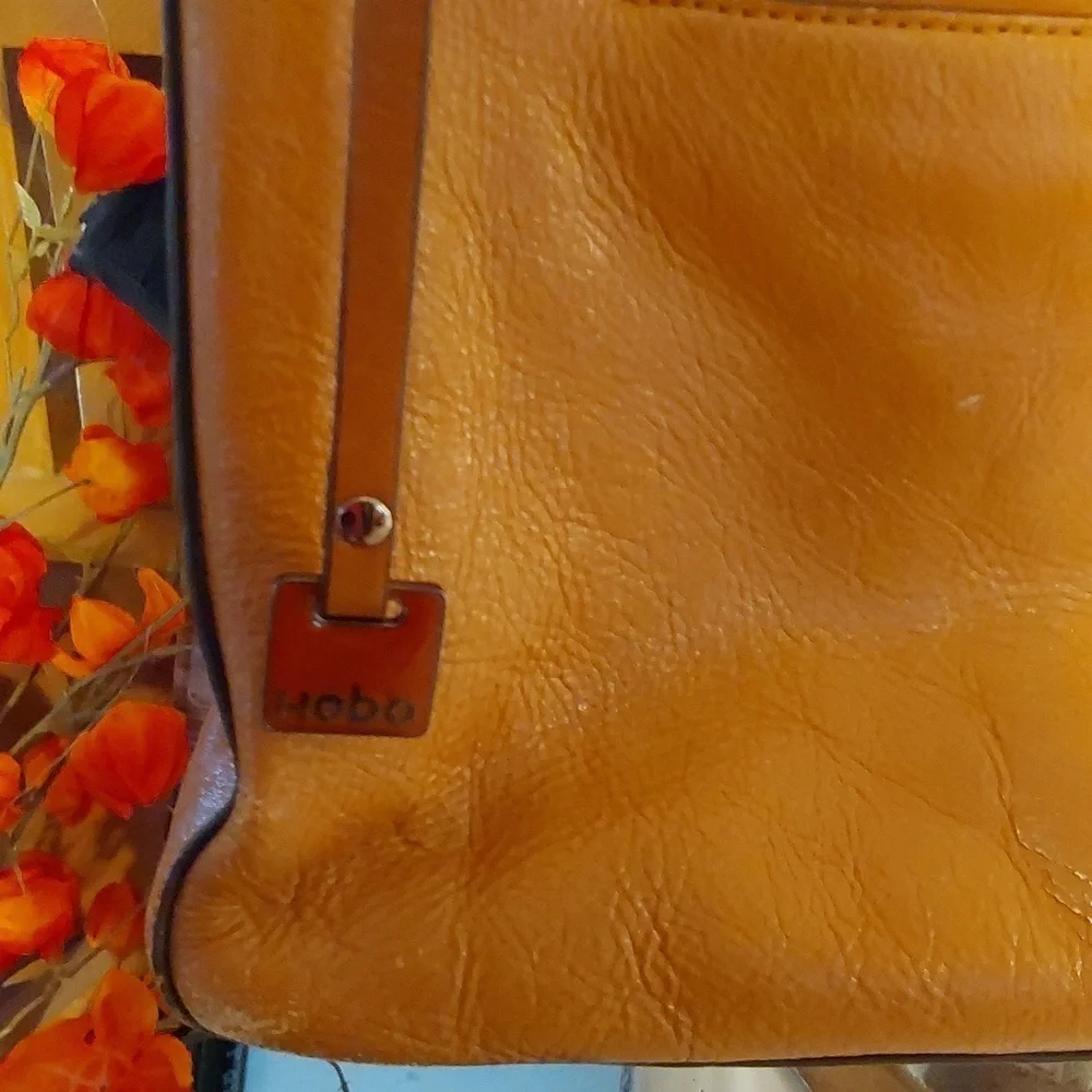 Hobo Womens Vintage Tan Orange Leather Zipper Tote Bag Minimalist Large